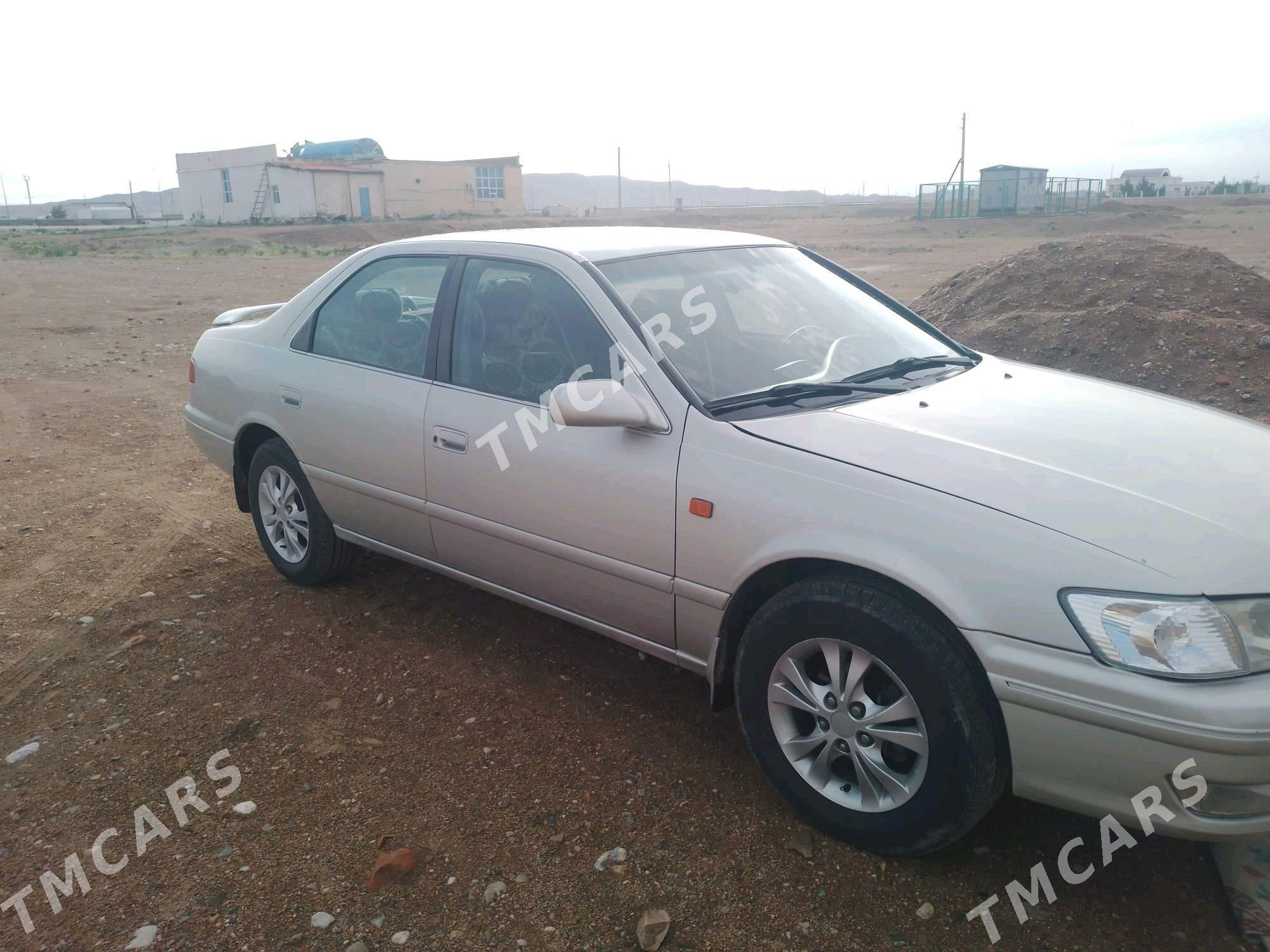 Toyota Camry 2000 - 200 000 TMT - Türkmenbaşy etr. - img 7