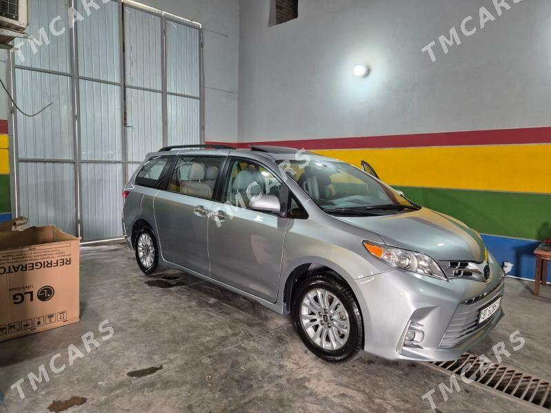 Toyota Sienna 2020 - 510 000 TMT - Дянев - img 9