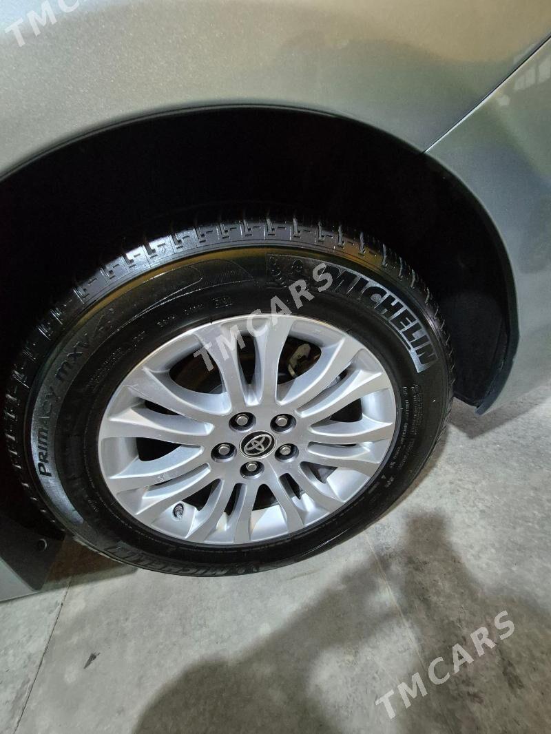 Toyota Sienna 2020 - 510 000 TMT - Дянев - img 2