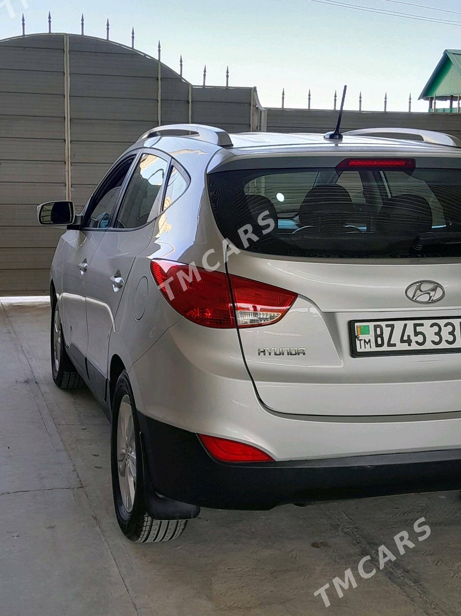 Hyundai Tucson 2011 - 160 000 TMT - Векильбазар - img 5