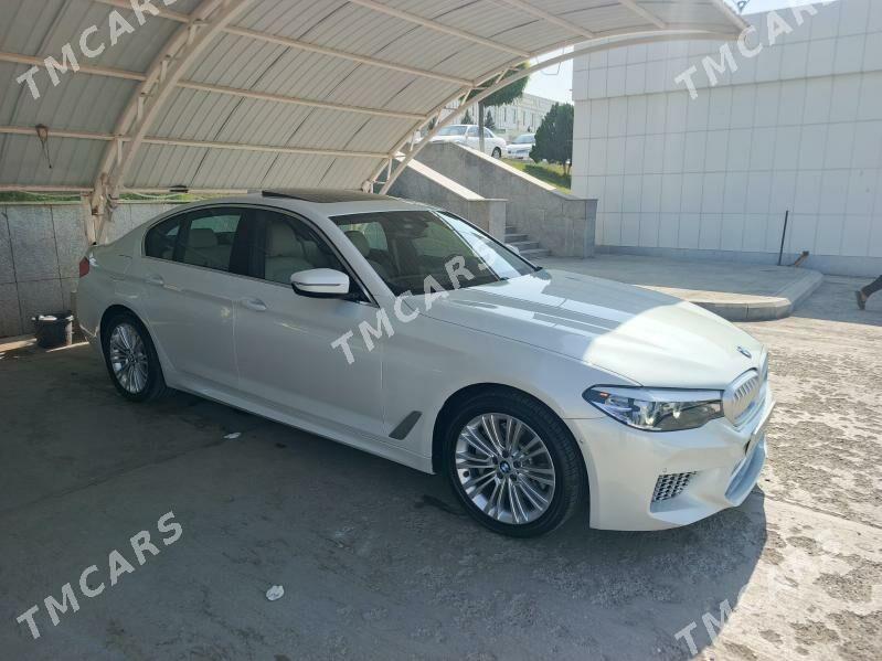 BMW 530 2022 - 600 000 TMT - Ашхабад - img 2