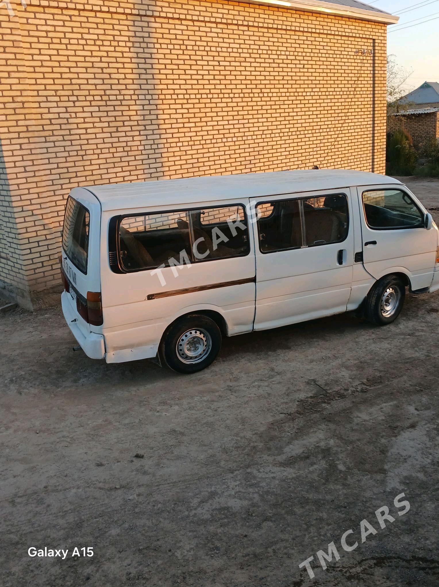 Toyota Hiace 1998 - 55 000 TMT - Türkmengala - img 4