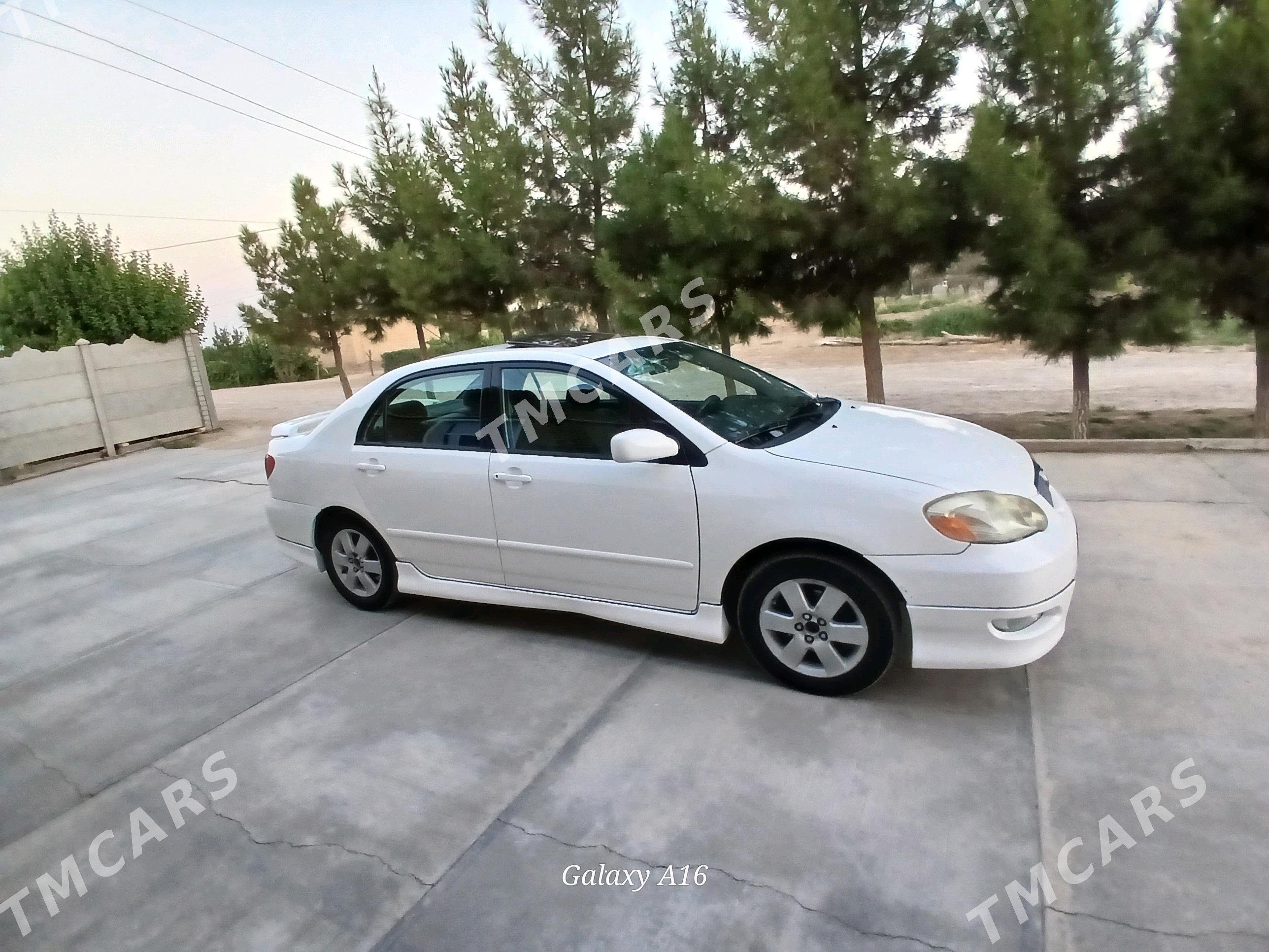 Toyota Corolla 2004 - 102 000 TMT - Türkmengala - img 6