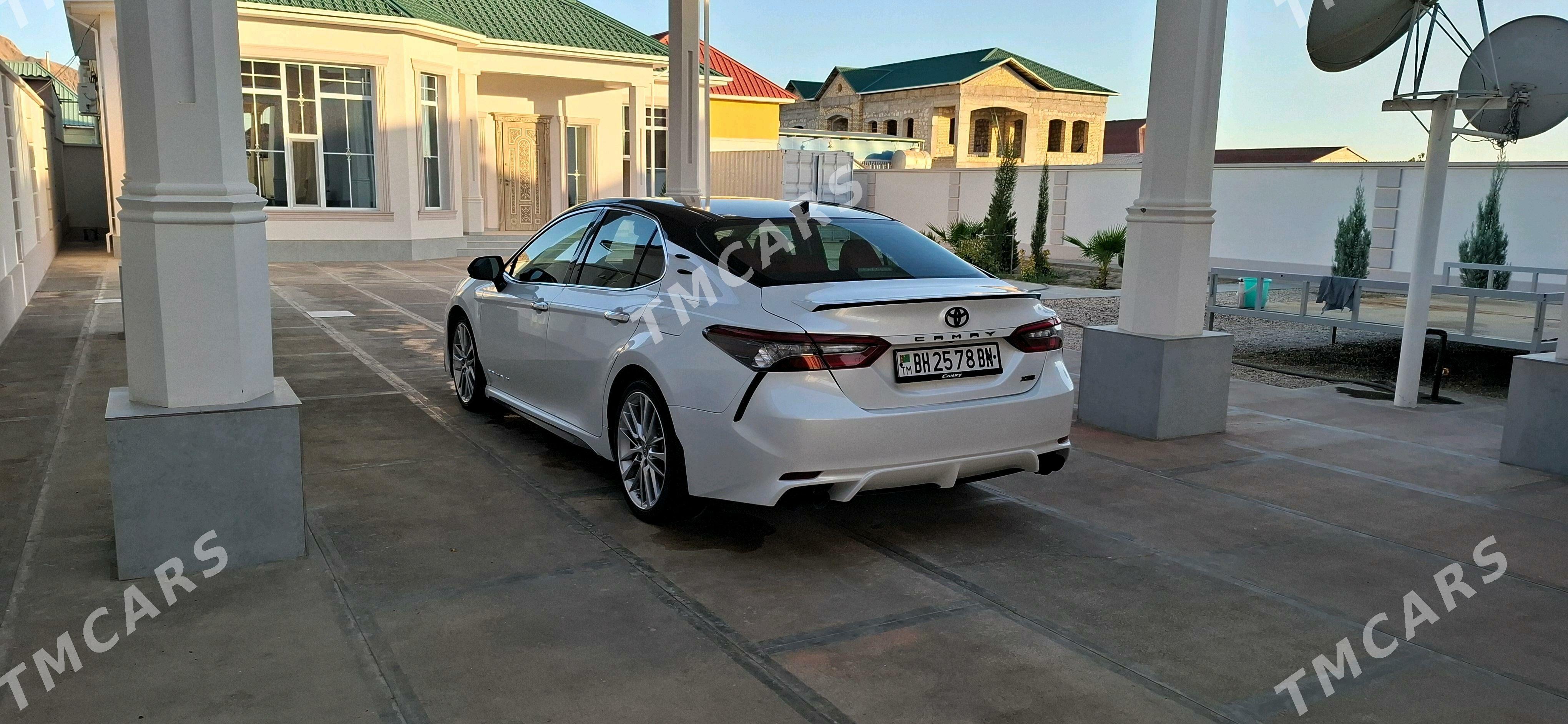 Toyota Camry 2021 - 350 000 TMT - Balkanabat - img 3