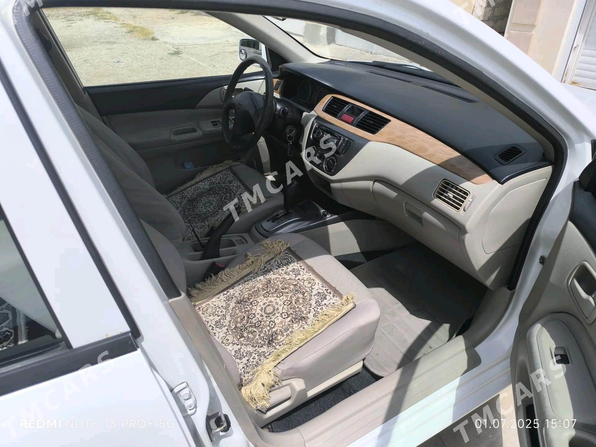 Mitsubishi Lancer 2010 - 105 000 TMT - Балканабат - img 7