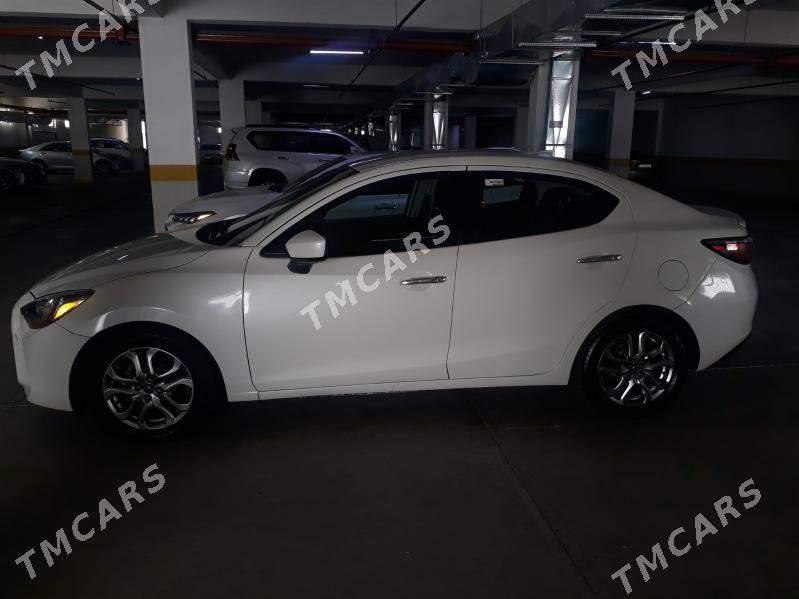 Toyota Yaris 2018 - 176 000 TMT - Aşgabat - img 3