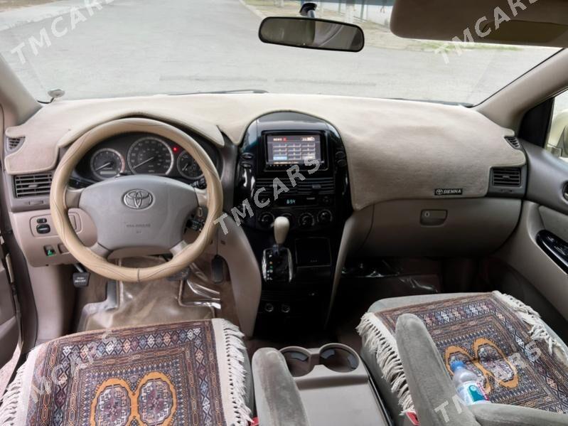 Toyota Sienna 2004 - 205 000 TMT - Туркменабат - img 4