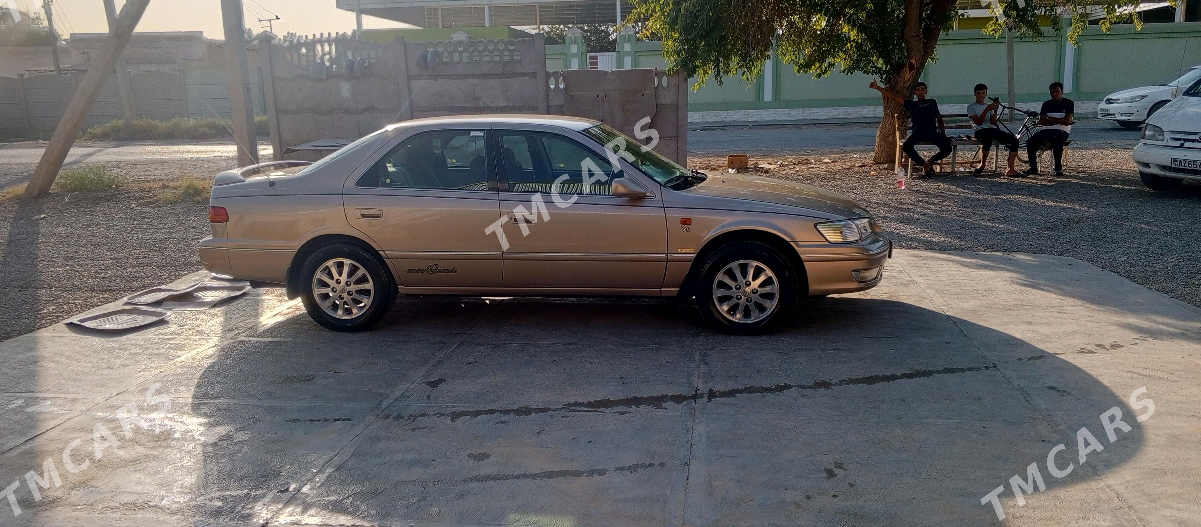Toyota Camry 2000 - 155 000 TMT - Мары - img 2