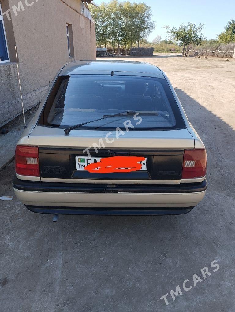 Opel Vectra 1992 - 30 000 TMT - Türkmenbaşy etr. - img 3