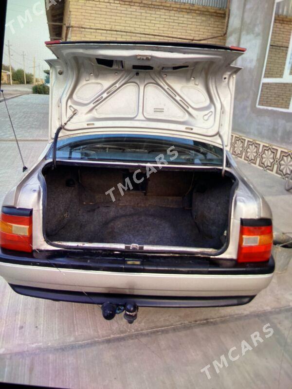 Opel Vectra 1991 - 36 000 TMT - Дянев - img 4