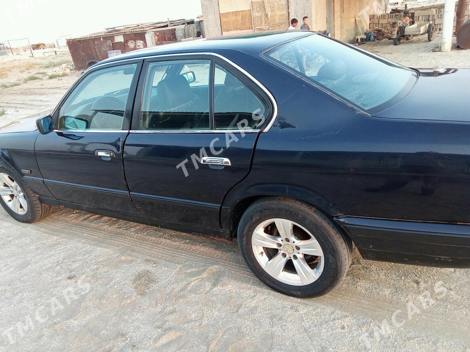 BMW 525 1994 - 45 000 TMT - Esenguly - img 9