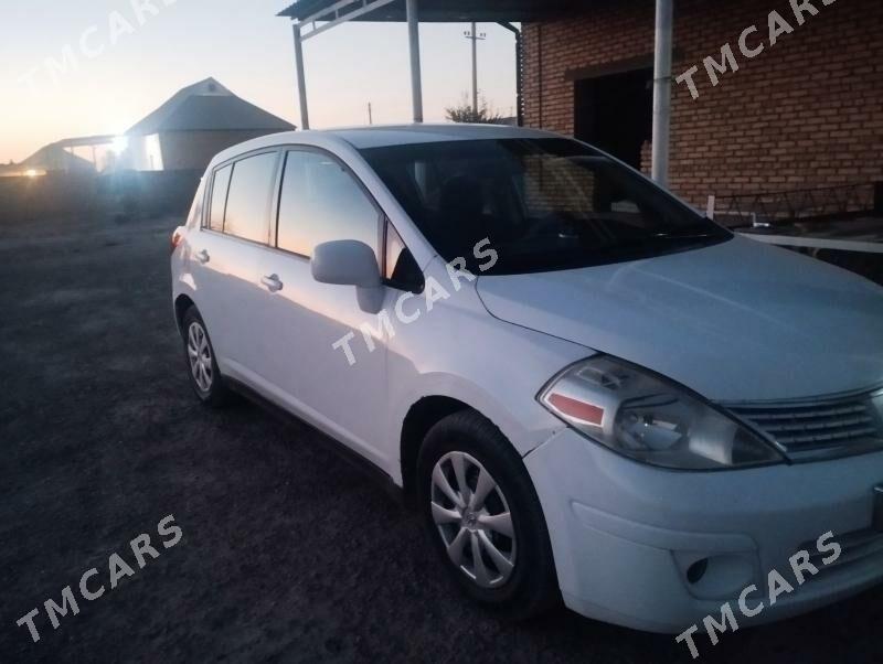 Nissan Versa 2012 - 120 000 TMT - Кака - img 4