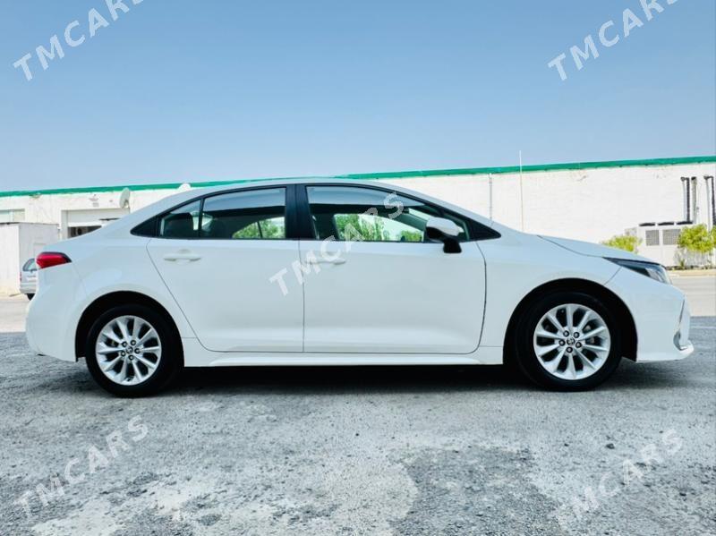 Toyota Corolla 2022 - 252 000 TMT - Aşgabat - img 3
