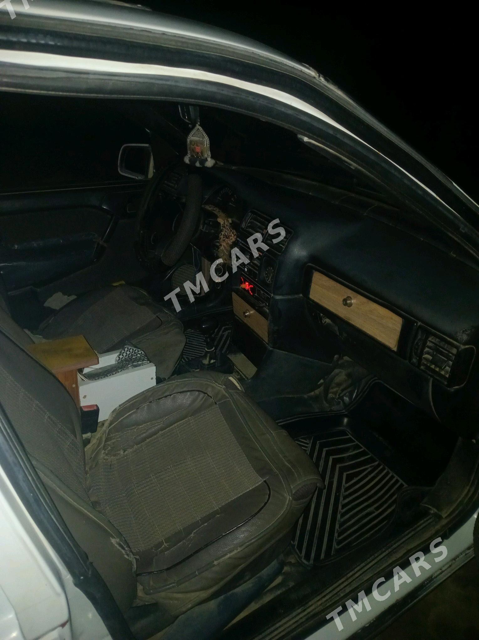 Opel Vectra 1991 - 25 000 TMT - Бахарден - img 7