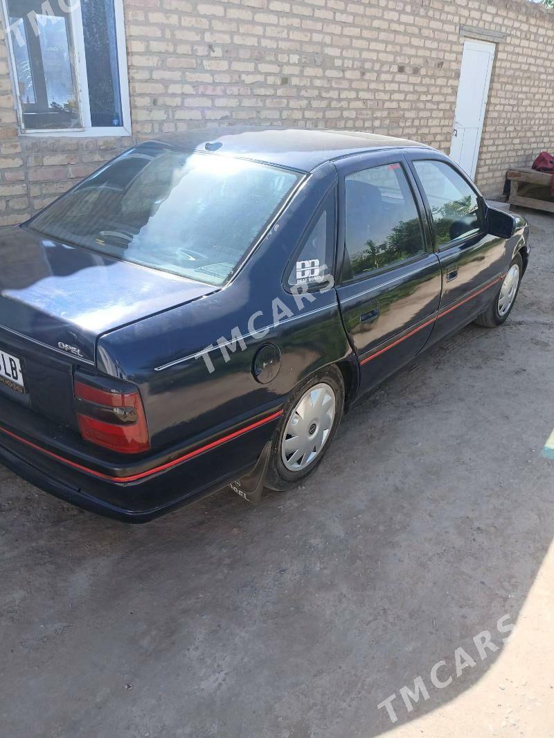 Opel Vectra 1992 - 30 000 TMT - Сакар - img 4