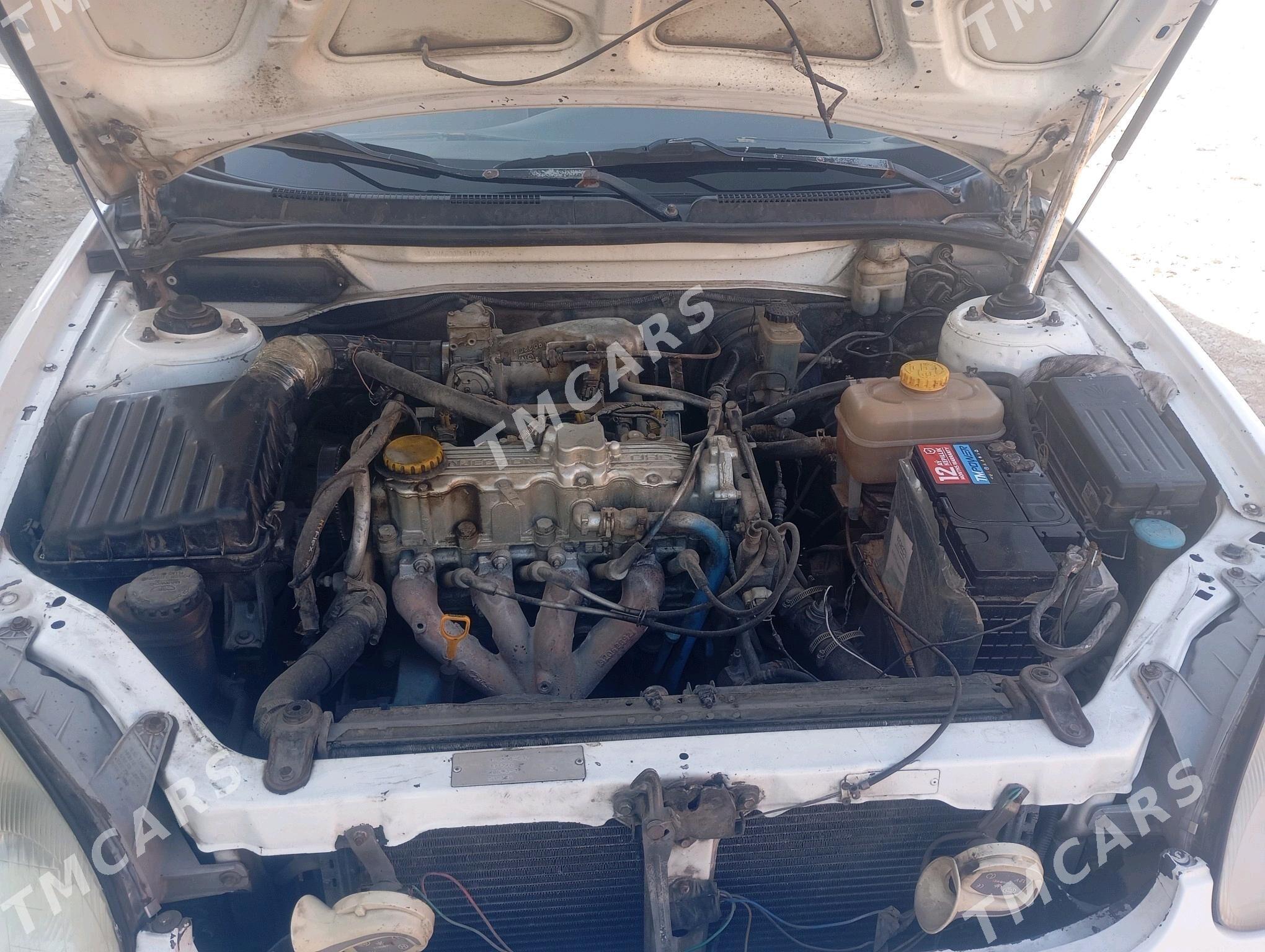 Daewoo Leganza 1998 - 38 000 TMT - Balkanabat - img 5