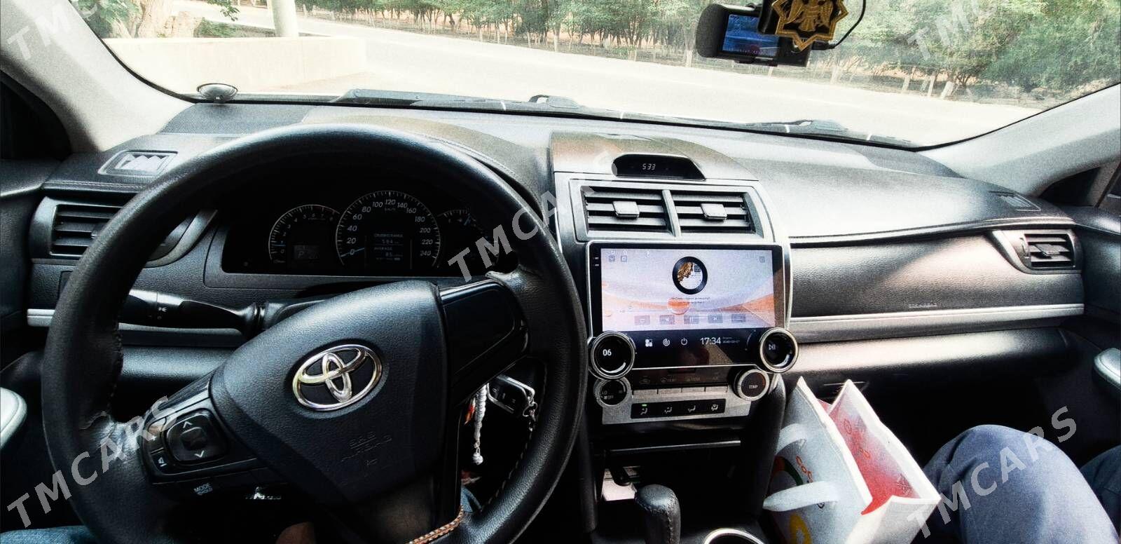 Toyota Camry 2016 - 218 000 TMT - Бузмеин - img 4