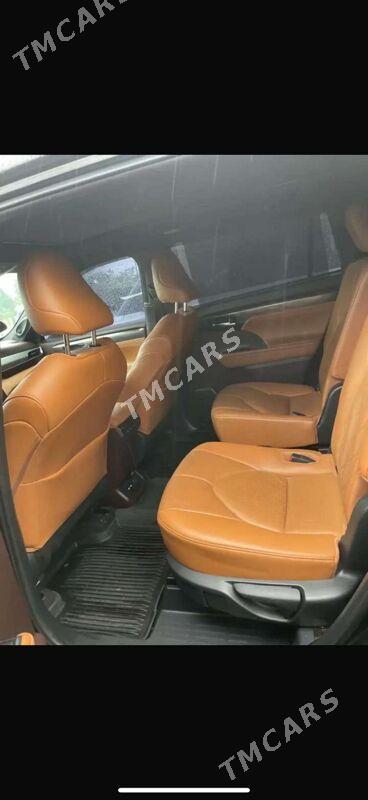 Toyota Highlander 2021 - 680 000 TMT - Ашхабад - img 4