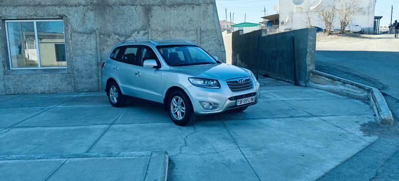 Hyundai Santa Fe 2010 - 145 000 TMT - Türkmenbaşy - img 7