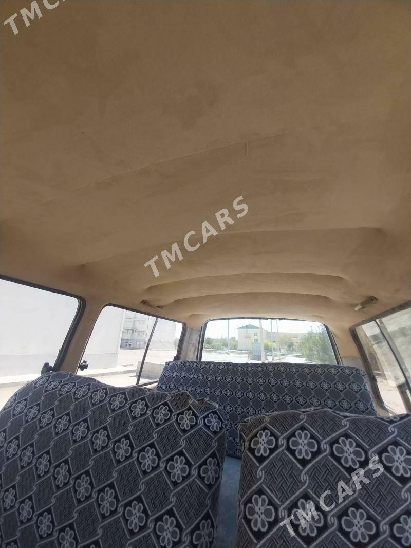 Toyota Hiace 1989 - 28 000 TMT - Mary - img 3
