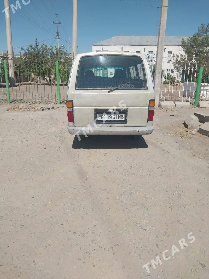 Toyota Hiace 1989 - 28 000 TMT - Mary - img 4