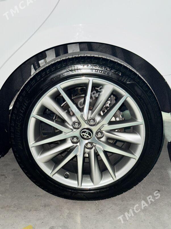 Toyota Camry 2021 - 356 000 TMT - Ашхабад - img 9