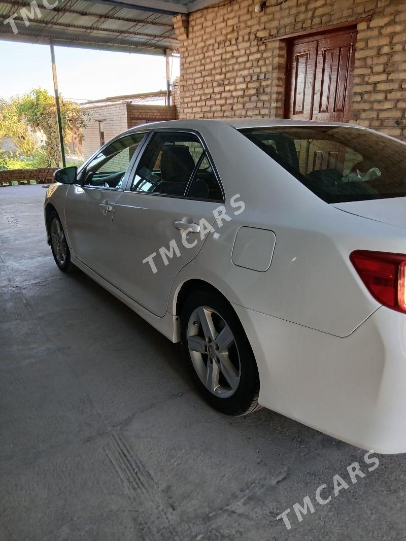 Toyota Camry 2014 - 280 000 TMT - Туркменабат - img 2