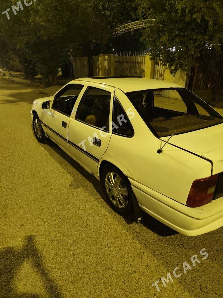 Opel Vectra 1992 - 16 000 TMT - Änew - img 2