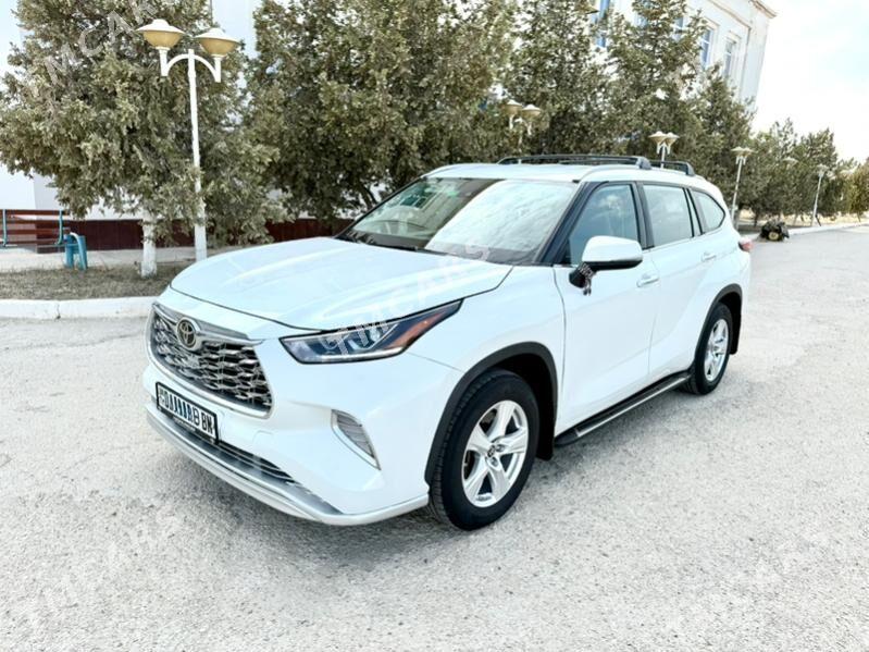 Toyota Highlander 2021 - 480 000 TMT - Эсенгулы - img 7