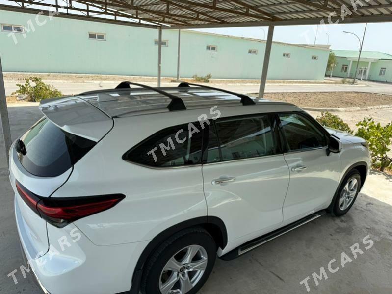 Toyota Highlander 2021 - 480 000 TMT - Эсенгулы - img 10