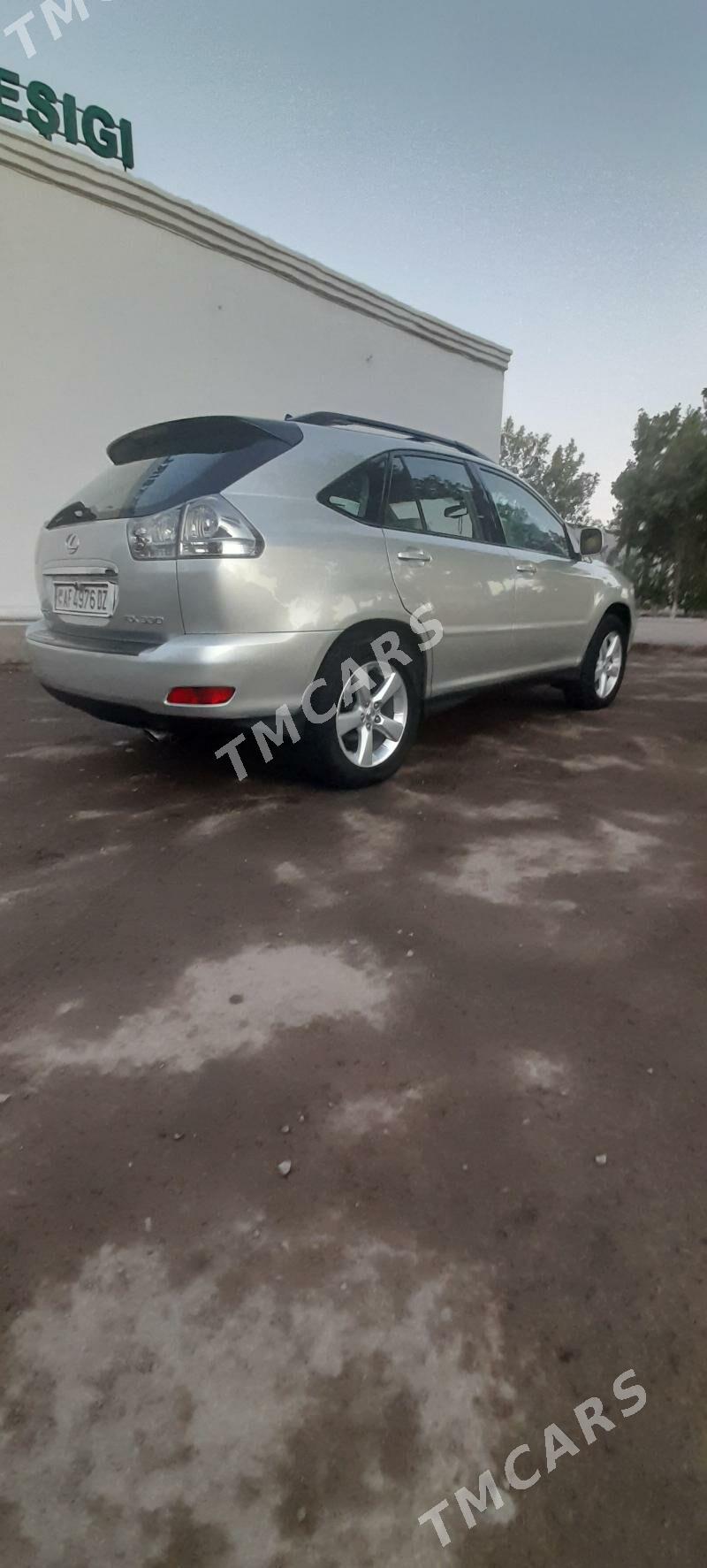 Lexus RX 330 2004 - 250 000 TMT - Дашогуз - img 3