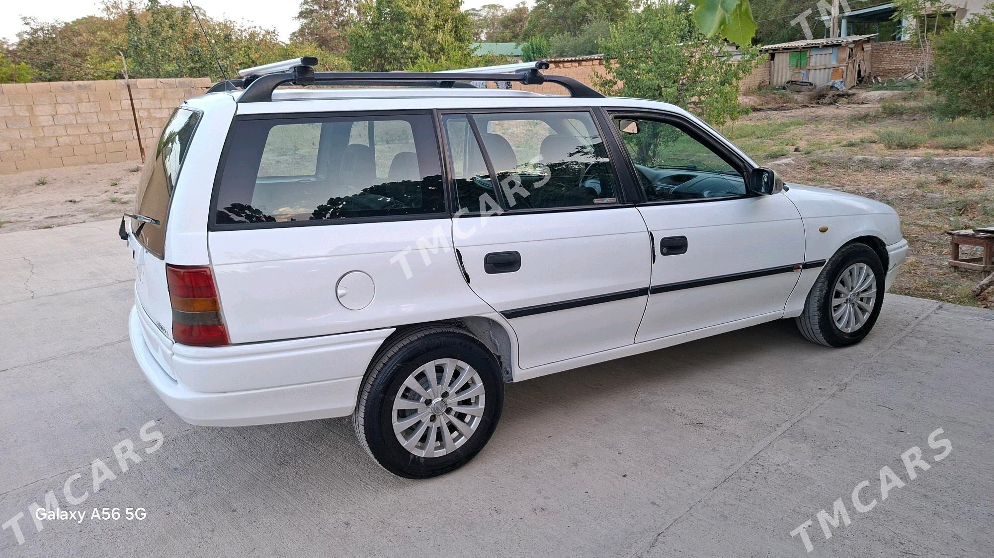 Opel Astra 1996 - 50 000 TMT - Кака - img 2