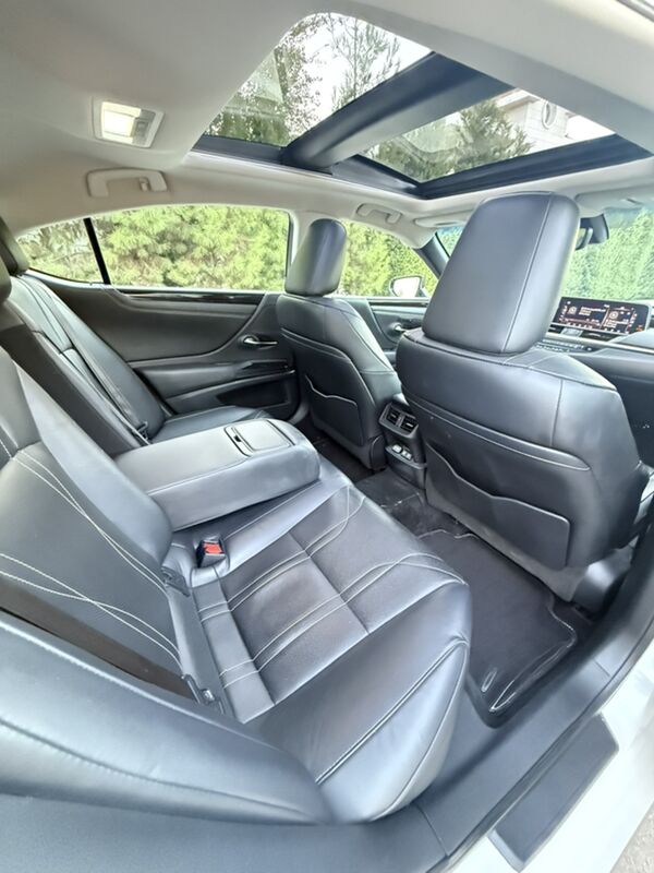 Lexus ES 350 2019 - 550 000 TMT - 30 мкр - img 9