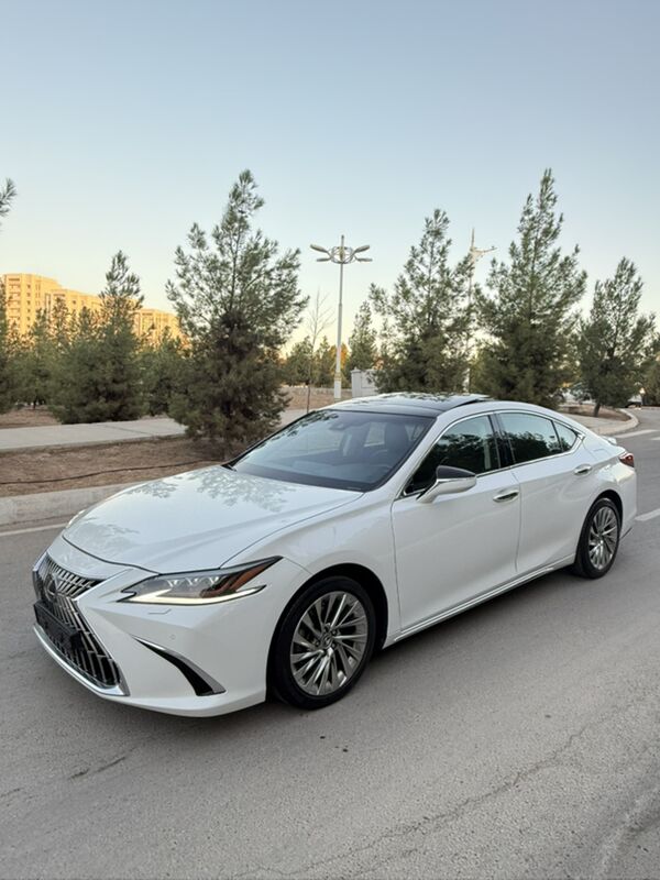 Lexus ES 350 2019 - 550 000 TMT - 30 мкр - img 2
