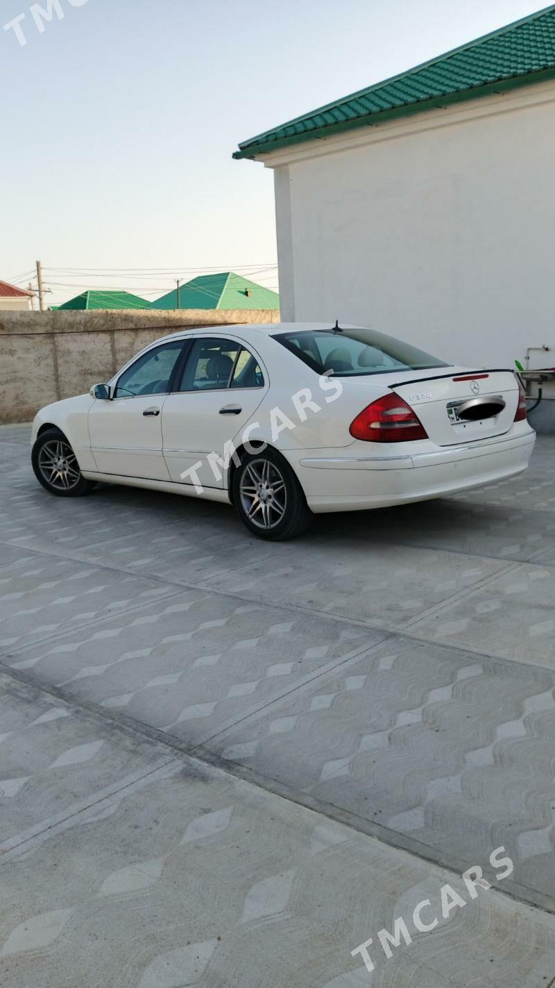 Mercedes-Benz C320 2004 - 125 000 TMT - Balkanabat - img 3