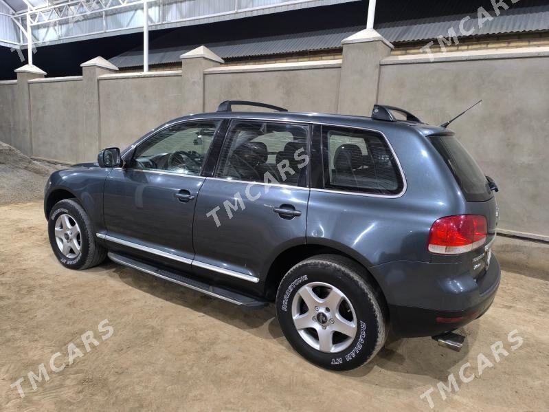 Volkswagen Touareg 2003 - 130 000 TMT - Каракумский этрап - img 7