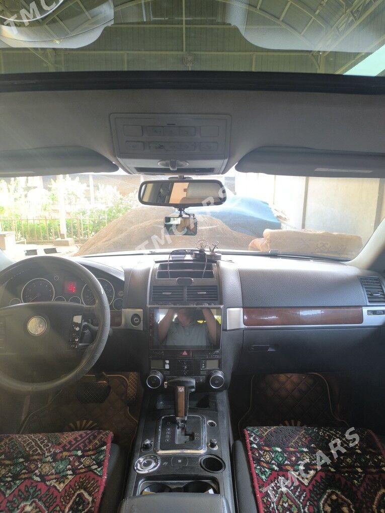 Volkswagen Touareg 2003 - 130 000 TMT - Каракумский этрап - img 4