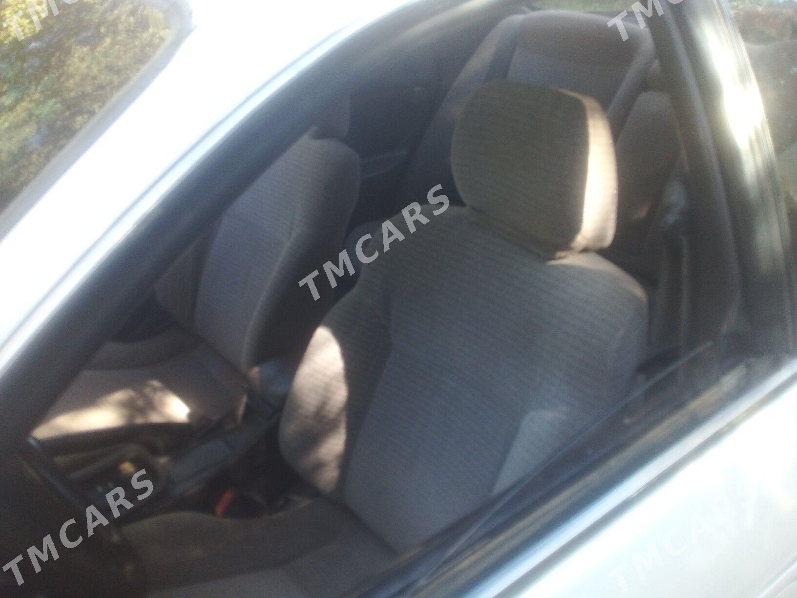 Toyota Carina 1998 - 45 000 TMT - Губадаг - img 3