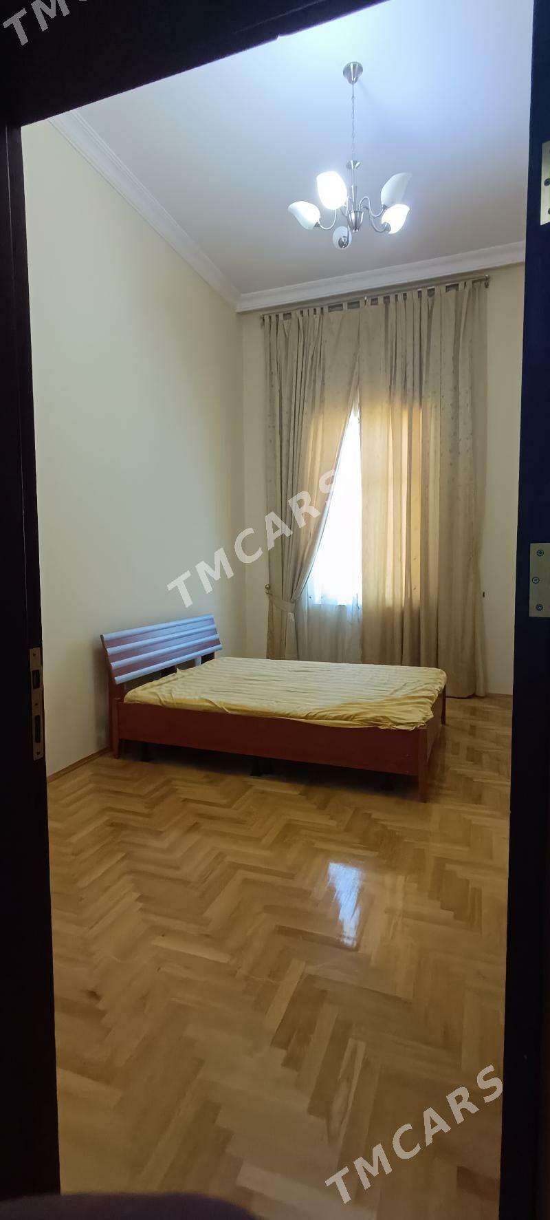 ПРОДАМ ЭЛИТКУ УЛ СОВЕТСКАЯ - ул. Советская (Гарашсызлык шаёлы) - img 5