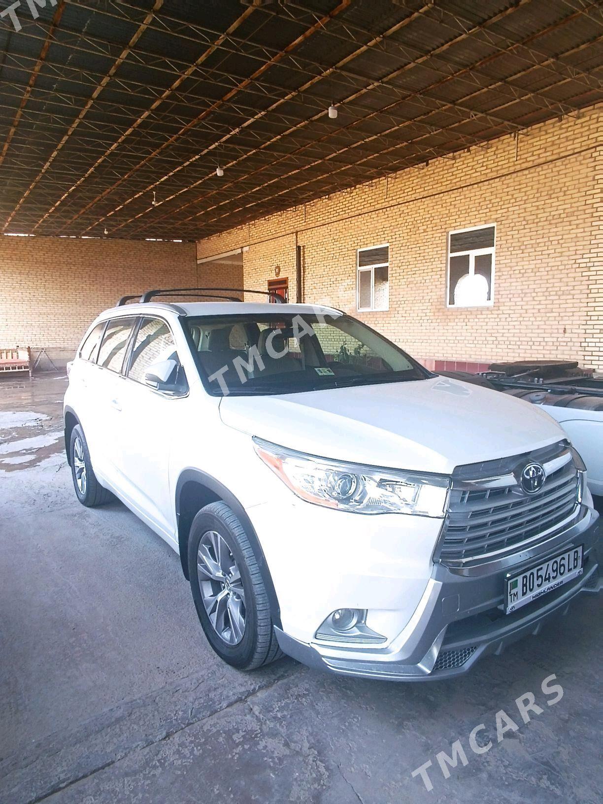 Toyota Highlander 2016 - 380 000 TMT - Туркменабат - img 4