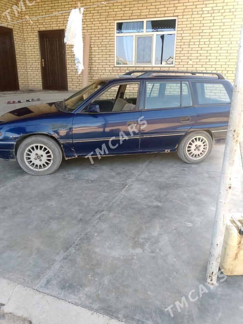 Opel Astra 1992 - 29 000 TMT - Байрамали - img 4