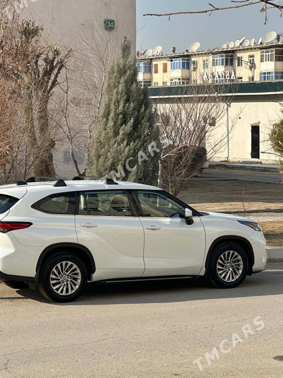 Toyota Highlander 2022 - 425 000 TMT - Туркменабат - img 3