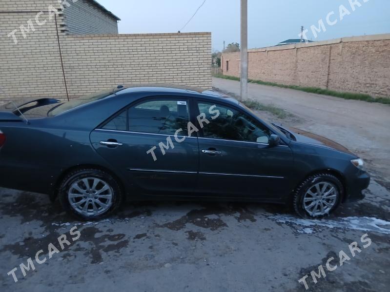 Toyota Camry 2003 - 180 000 TMT - Halaç - img 6
