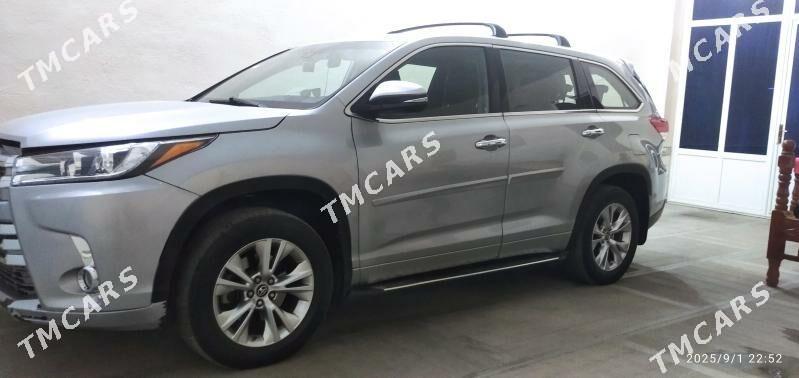 Toyota Highlander 2018 - 440 000 TMT - Туркменабат - img 2