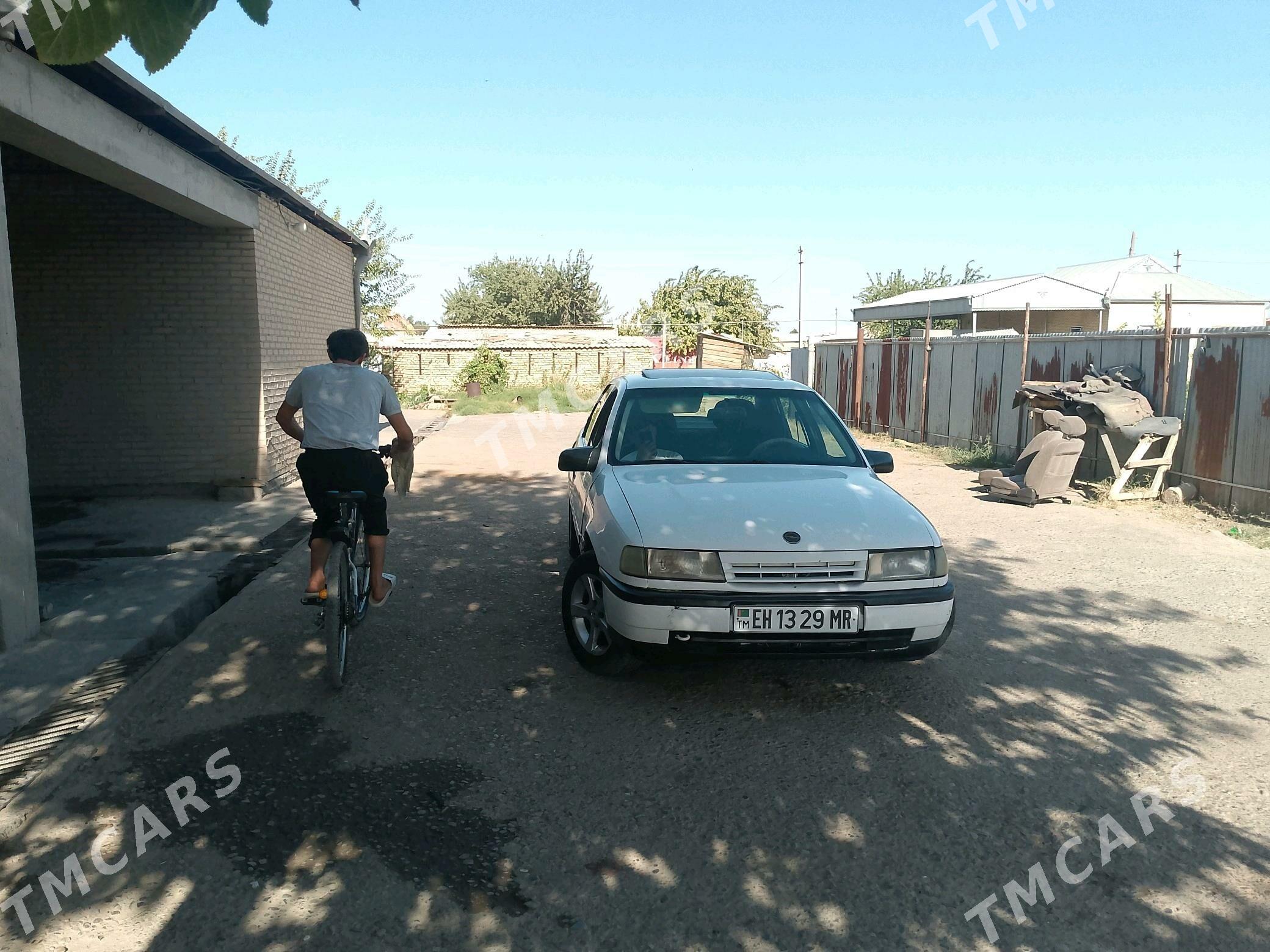 Opel Astra 1990 - 35 000 TMT - Мары - img 4