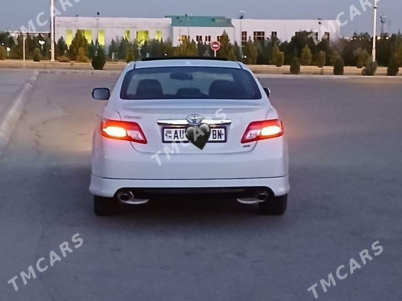 Toyota Camry 2011 - 190 000 TMT - Балканабат - img 3