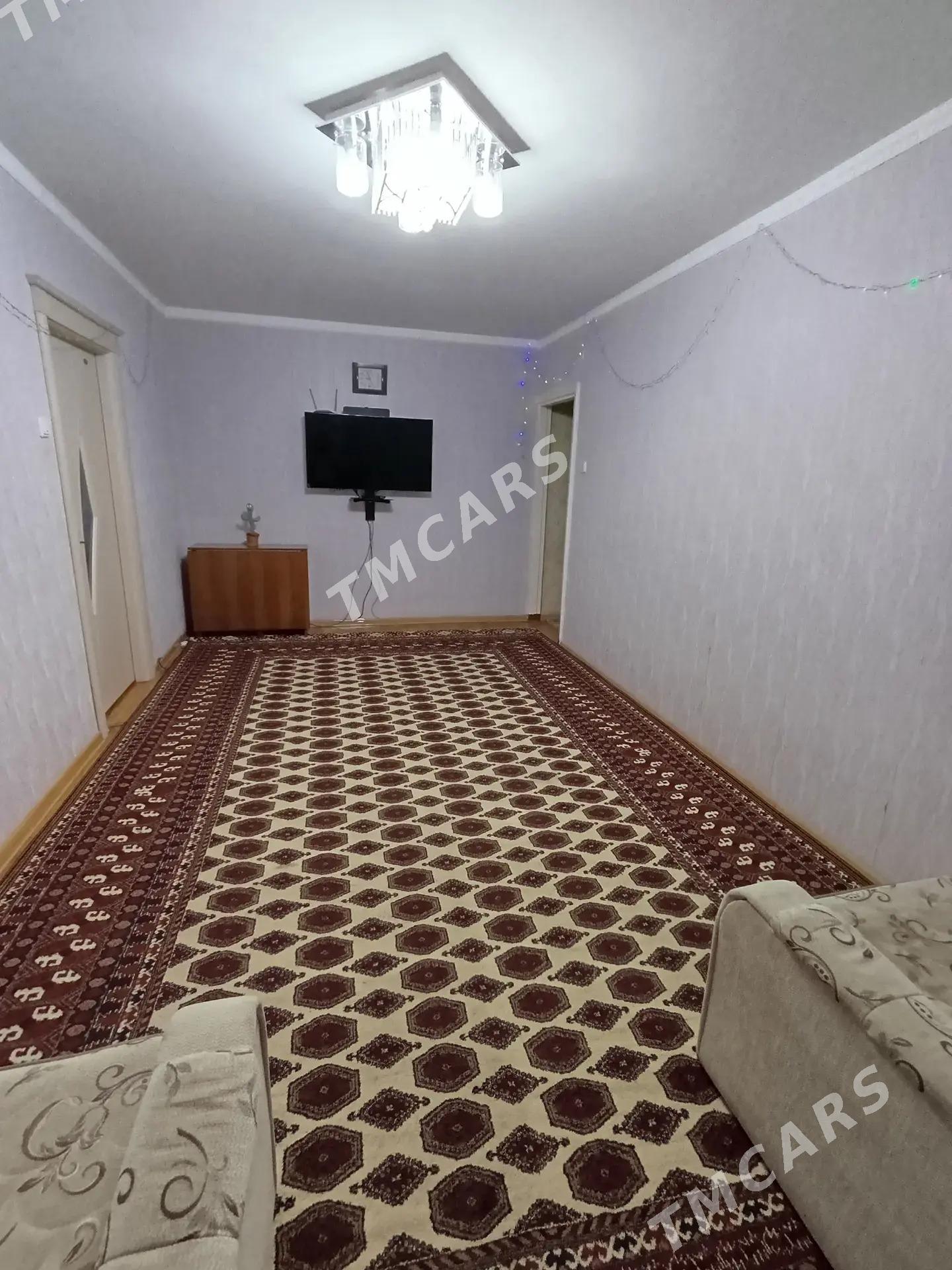 10 МИКР 2 КОМ 4 ЭТАЖ   - 10 mkr - img 3