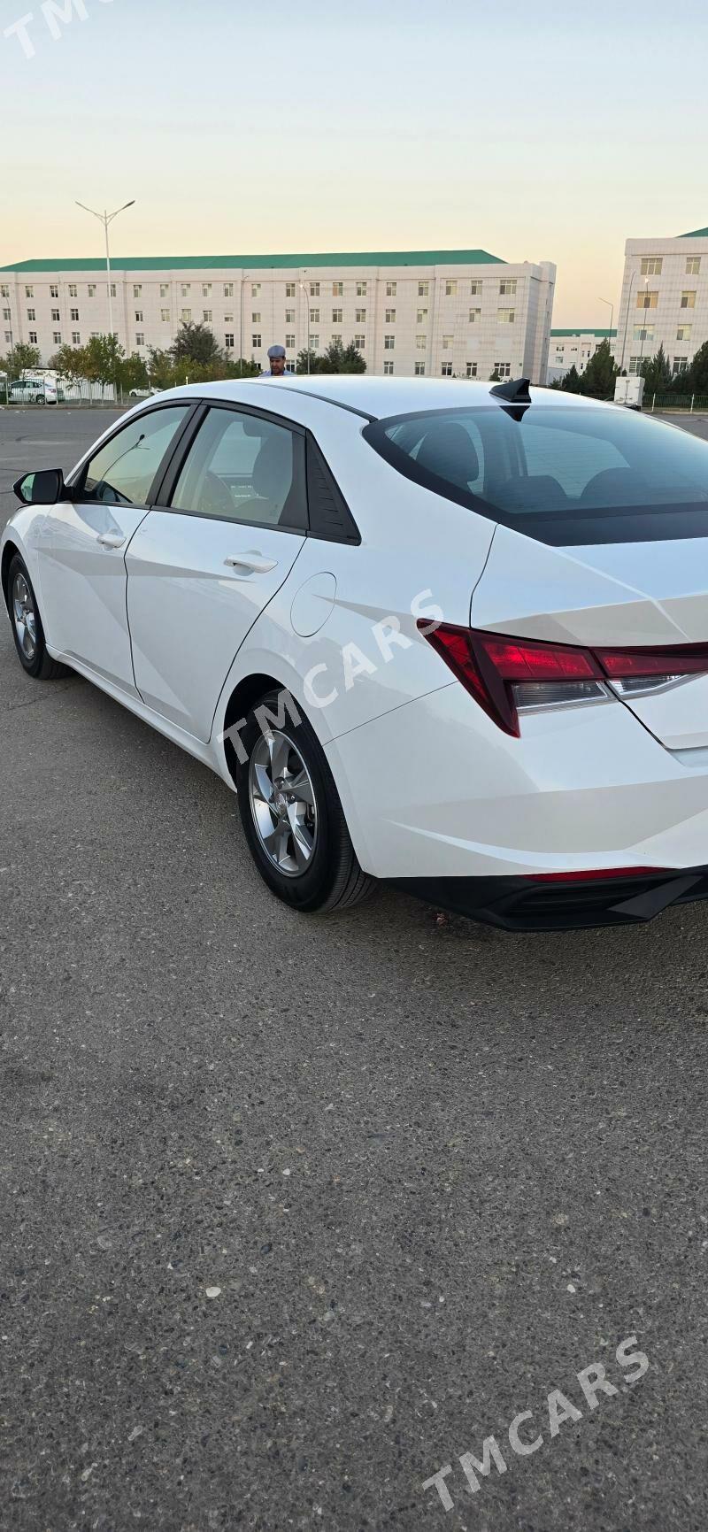 Hyundai Elantra 2021 - 250 000 TMT - Ашхабад - img 6