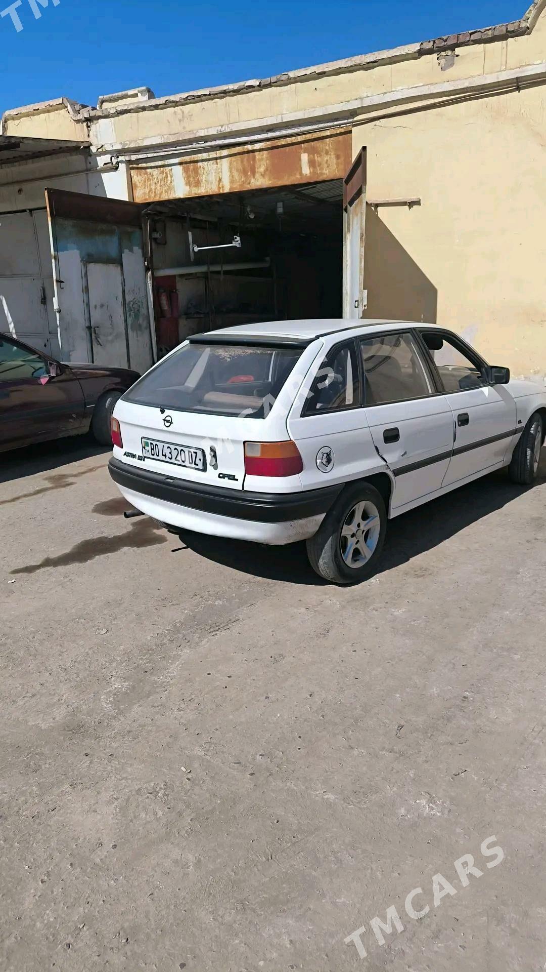 Opel Astra 1992 - 38 000 TMT - Дашогуз - img 2