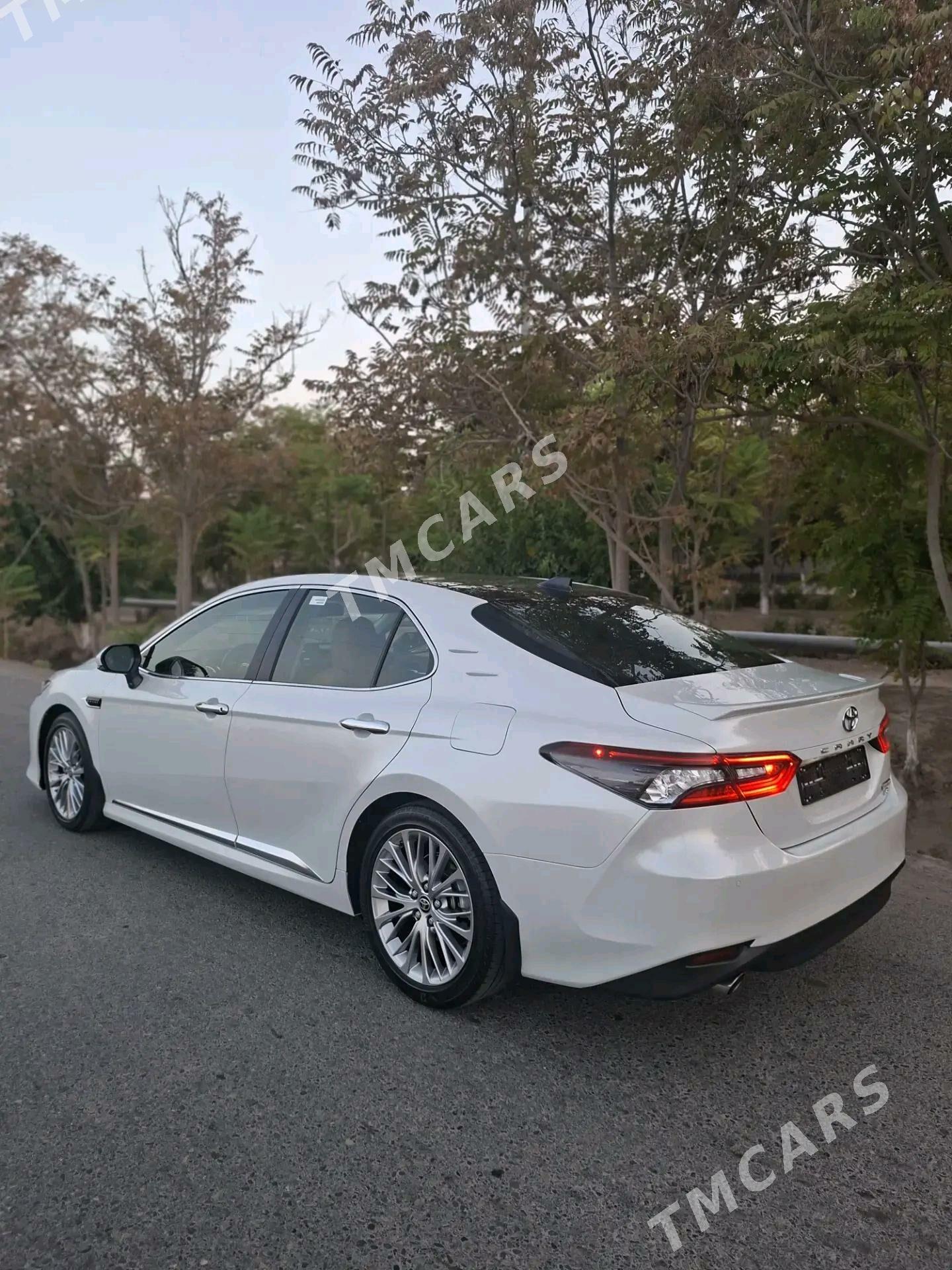 Toyota Camry 2023 - 560 000 TMT - Aşgabat - img 4